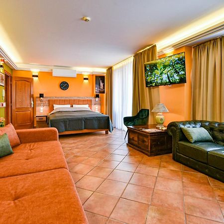 Eger Tower View Apartment Ngoại thất bức ảnh